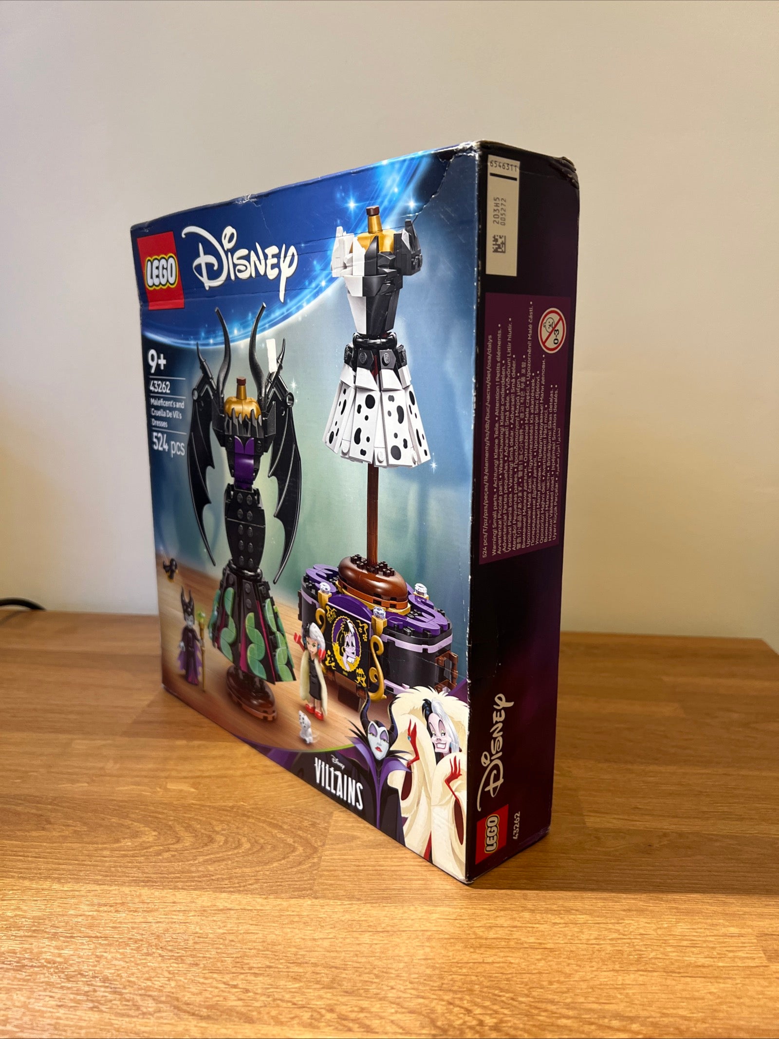 Lego Disney - Maleficent & Cruella De Vil's Dresses